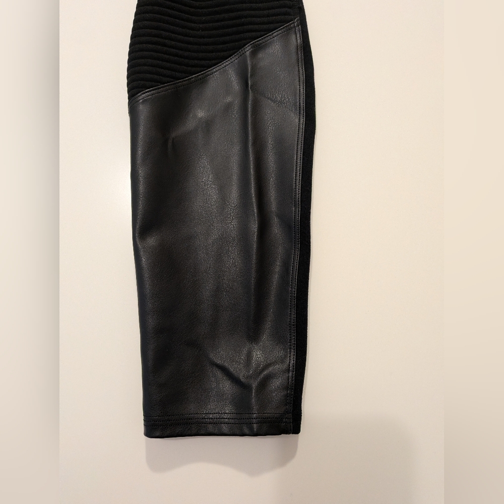 Assets by Spanx Black Moto Leggings Faux Leather Panel Ribbed Knee Size Large - Picture 7 of 9
